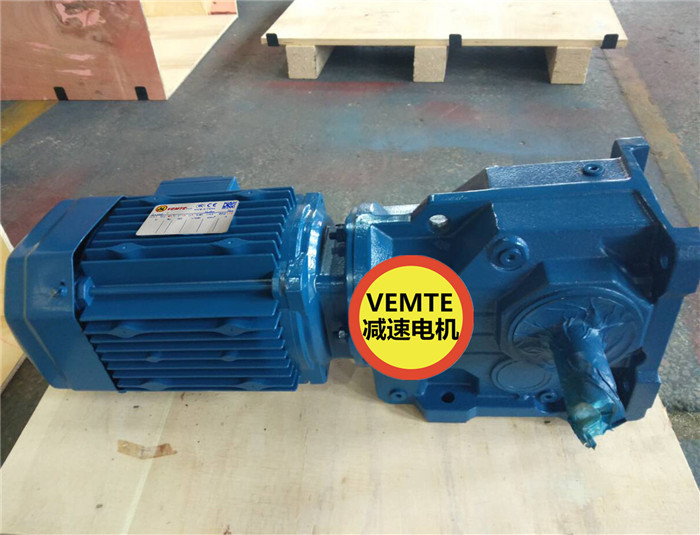 K77YVPEJ160M4錐齒輪減速機,15kw直流電動機-- 東莞市科達紡織機械配件有限公司