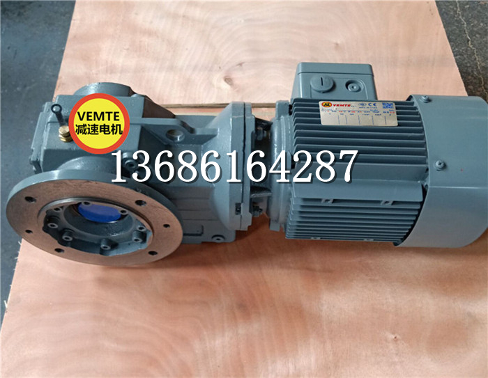 KAF167YVPEJ225M4轉角立式減速機,錐齒輪箱-- 東莞市祥如機電設備有限公司