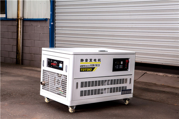 三相靜音15千瓦無(wú)刷汽油發(fā)電機(jī)大澤動(dòng)力-- 上海豹羅實(shí)業(yè)有限公司