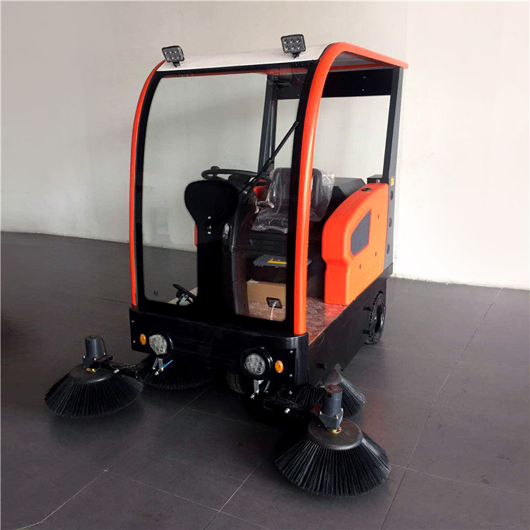 工業(yè)用半封閉電動座駕掃地車1900型公園景區(qū)市政廣場清掃車-- 山東豪沃工程機械有限公司