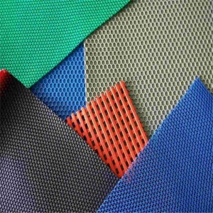 PVC 鏤空雙向疏水防滑地墊生產線