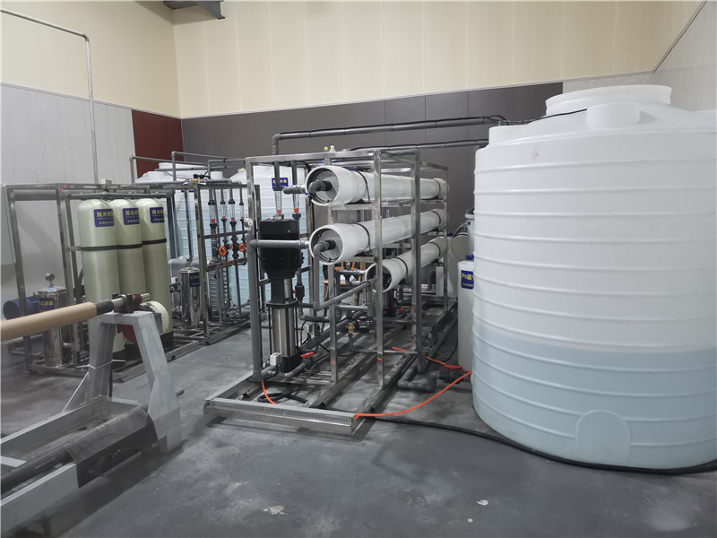 水刺駐極用水設備/水刺無紡布機械用水設備/常熟超純水設備-- 無錫旭能環保設備有限公司