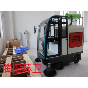 電動駕駛式掃地車的優點