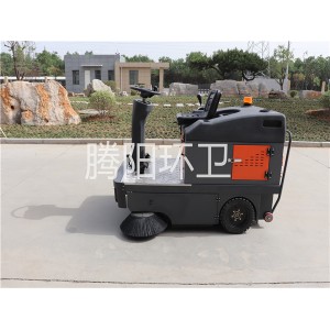 山東騰陽環衛TY-1400型電動駕駛式掃
