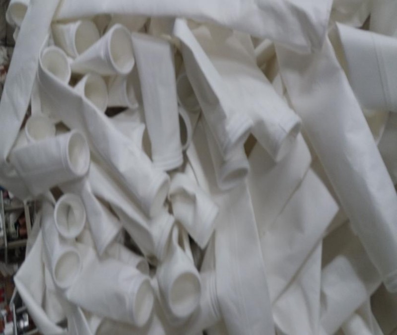 不同煙氣溫度選擇什么樣的除塵布袋-- 滄州世成環保機械有限公司