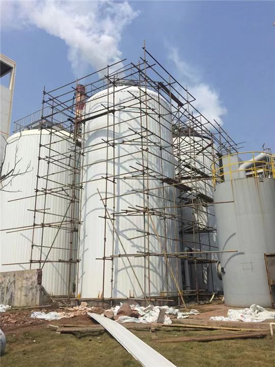 內蒙立式罐體保溫施工隊 聚氨酯噴涂鐵皮儲罐保溫-- 廊坊誠瑞聯隆保溫工程有限公司（一部）