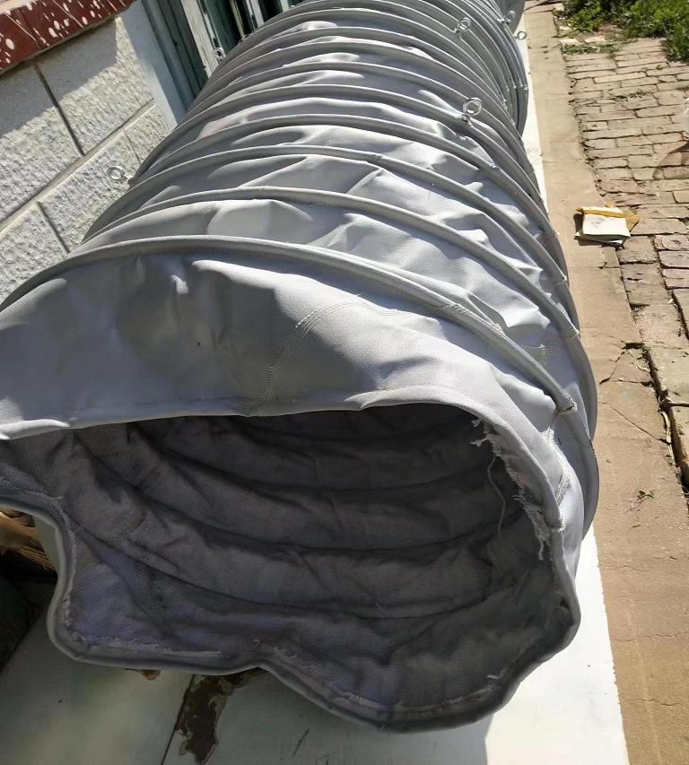 忻州碳素廠用730*7500高溫雙層伸縮袋-- 滄州世成環(huán)保機械有限公司