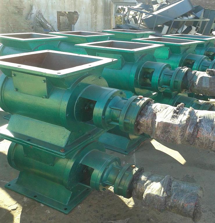 卸料器1小時的卸灰量-- 滄州世成環(huán)保機械有限公司