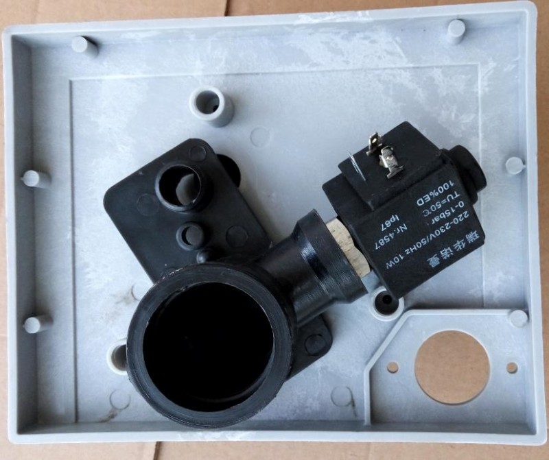 瑞華諾曼電極加濕器排水電磁閥220V-- 河南世騰環境科技有限公司