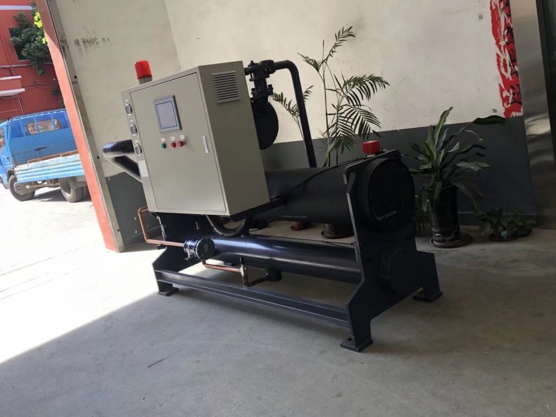 川惠牌標準型水冷螺桿式冷水機組配置-- 深圳川惠機械設備有限公司