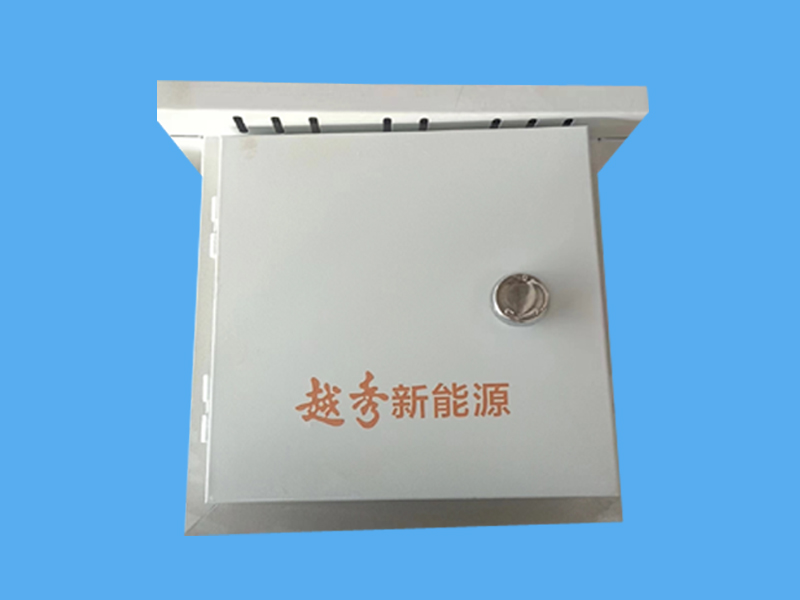 無表位不銹鋼光伏匯流箱-- 唐山市一可光伏設備有限公司