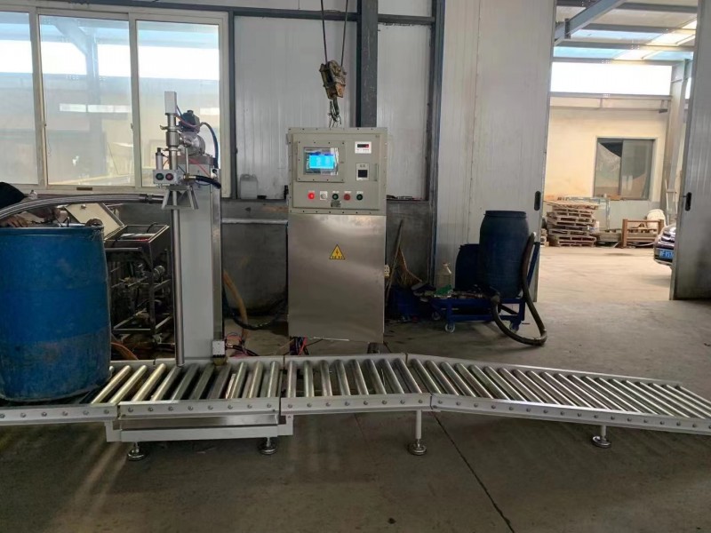 200公斤防爆化工稱重灌裝機(jī)液體灌裝秤-- 煙臺(tái)宏健測(cè)控設(shè)備有限公司